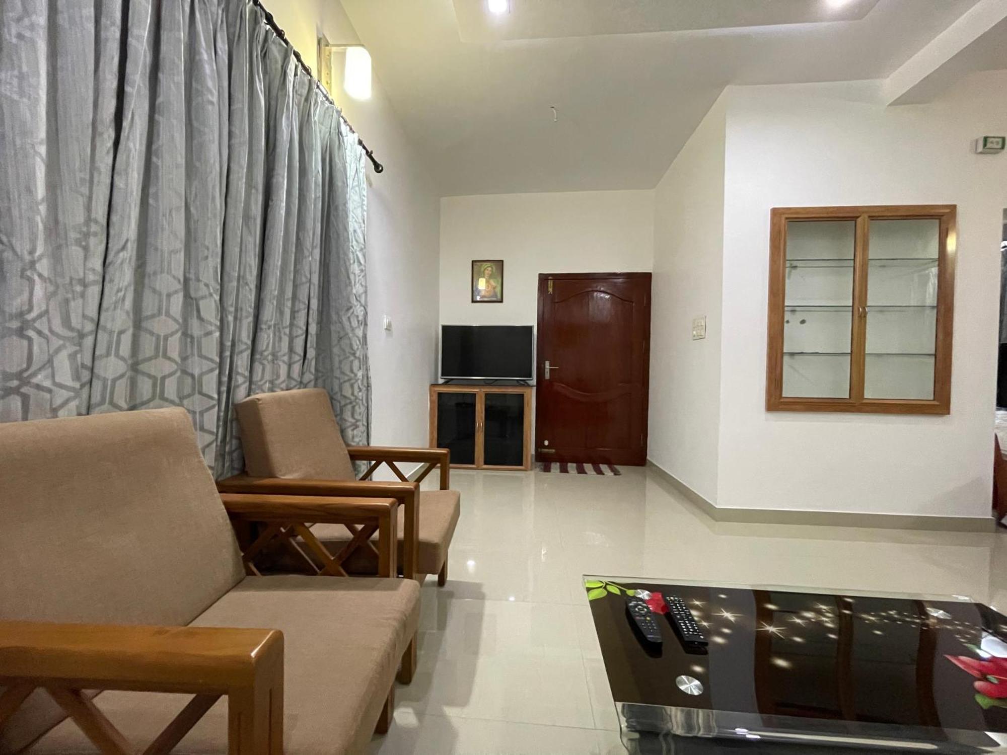 Dream Home Kochi Tripunithura Exterior photo